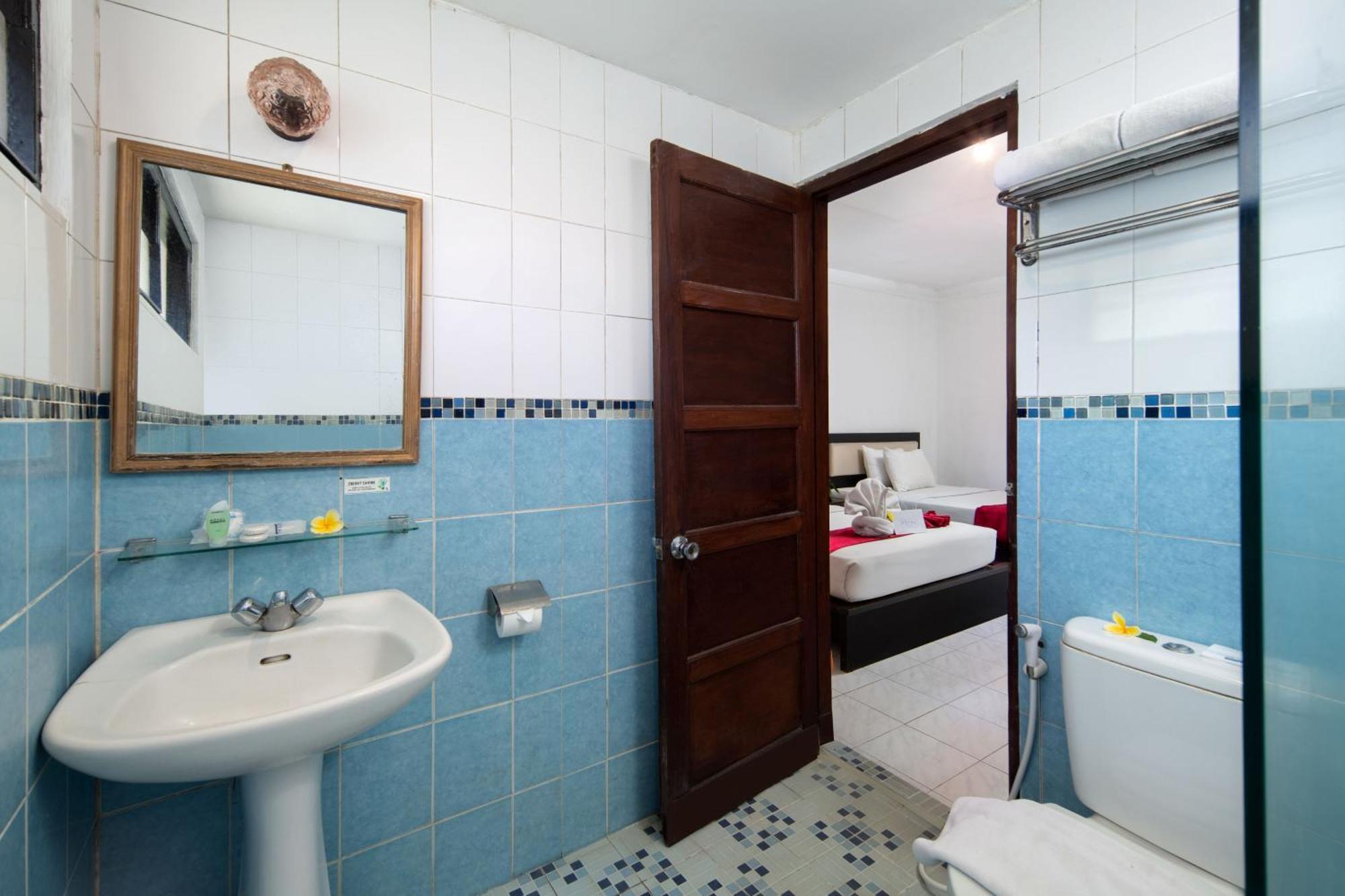Royal Hotel And Villas Trawas Kültér fotó